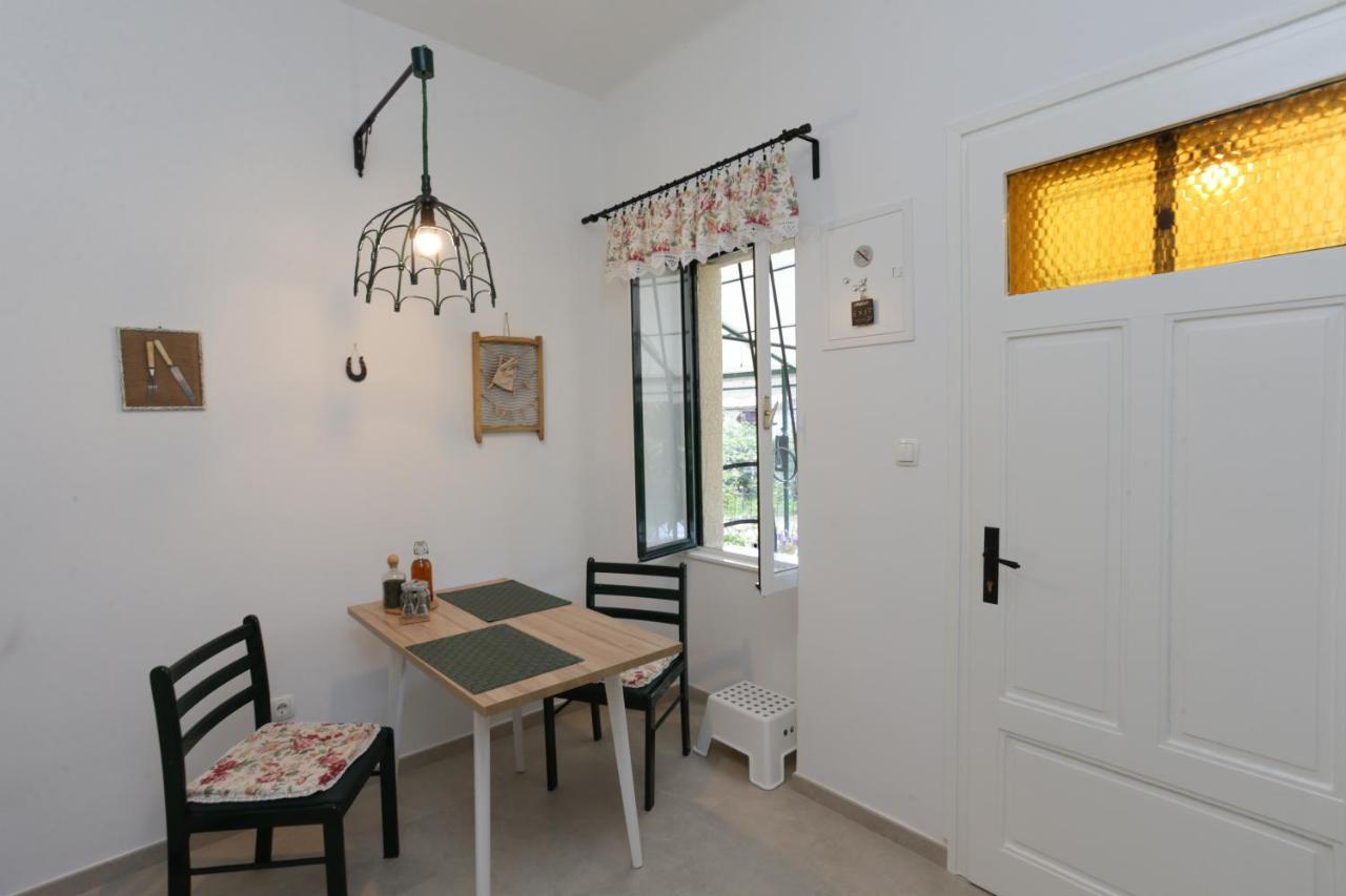 Depadansa Lisette Hotel Crikvenica Buitenkant foto